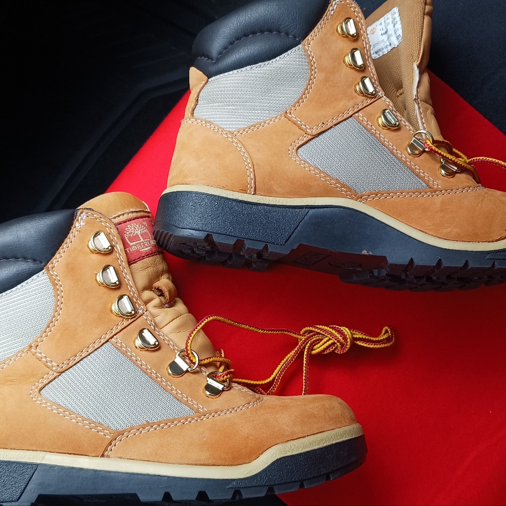 BOYS TIMBERLAND BOOTS